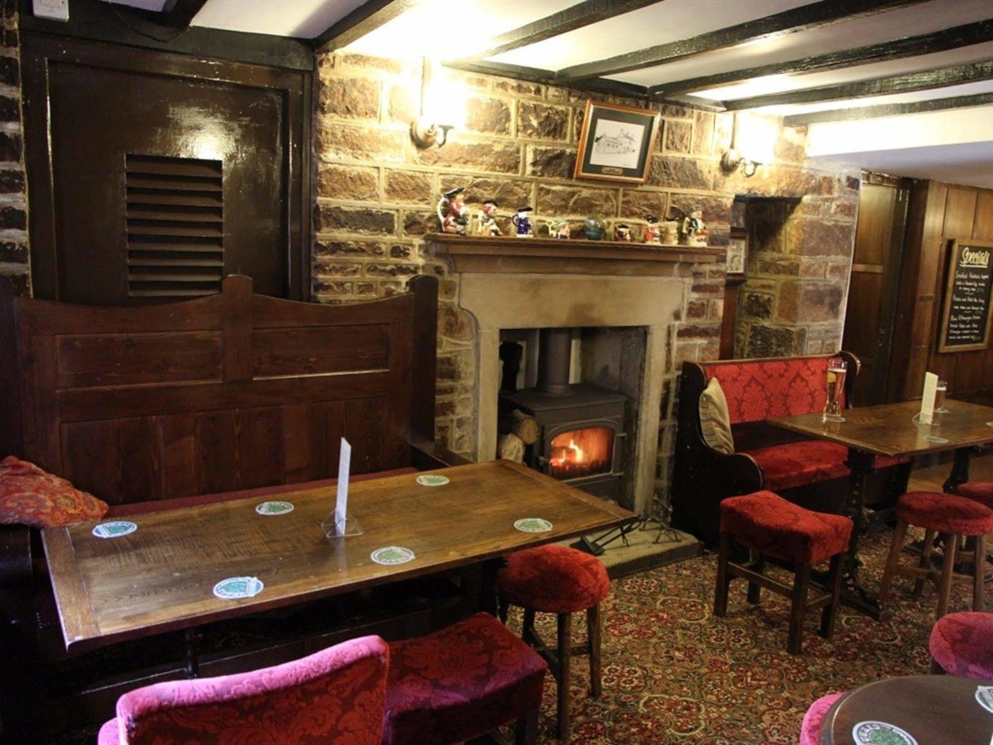 The Jug And Glass Inn Matlock  Bagian luar foto